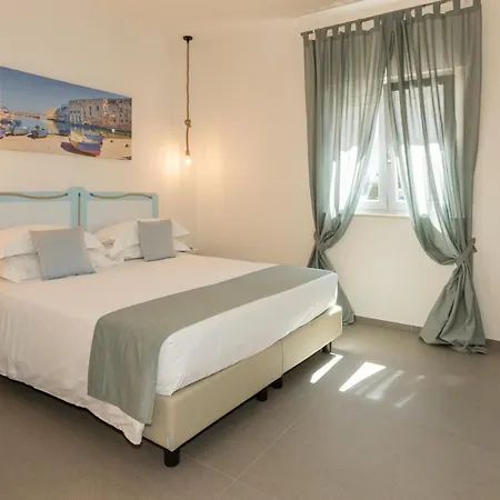 Pensjonat Borgo Cozzana Mare 4*