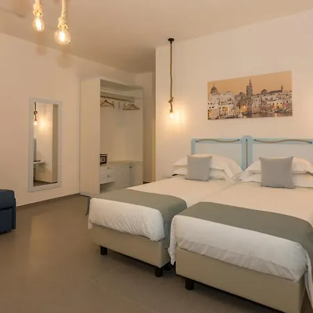 Borgo Cozzana Mare モノーポリ