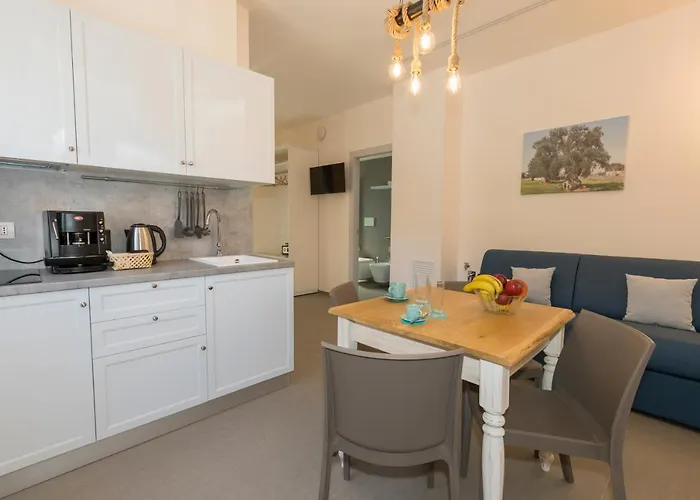 Borgo Cozzana Mare Pensjonat 4*